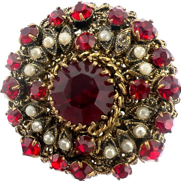 Vintage Red Brooch Pin Faceted Rhinestones & Faux Pearls Filigree Gold Tone READ - Picture 3 of 9